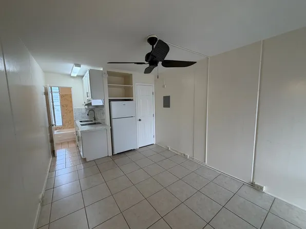 1315 Heulu Street, 1315 Heulu St #402B, Honolulu, HI 96822