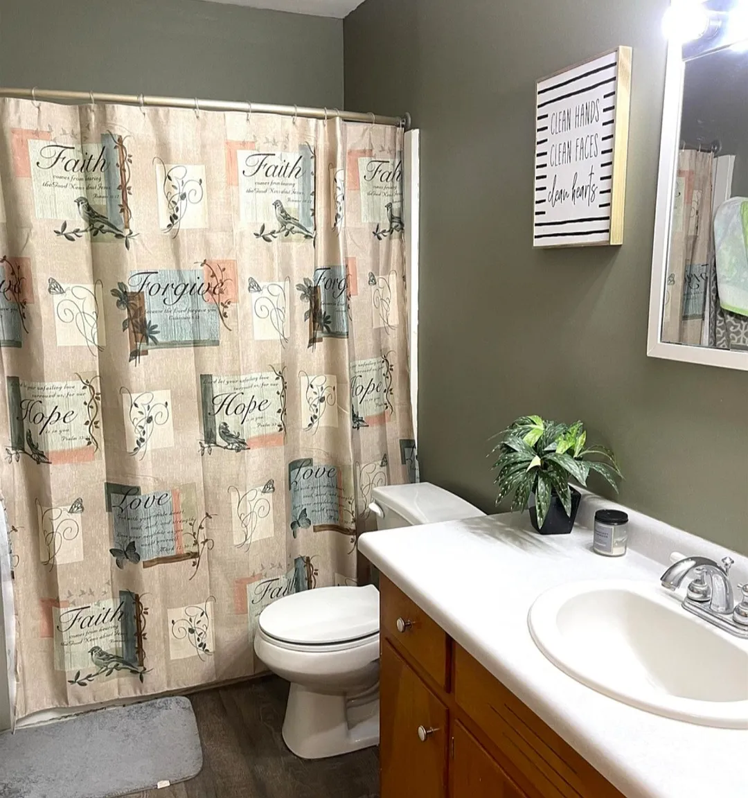 823 N K St — Photo 3