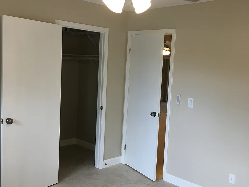 2323 Golf Lake Cir #1114