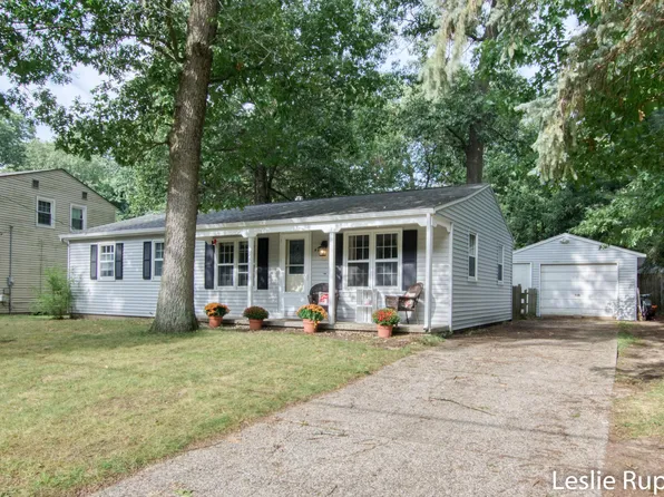 4667 Westnedge Ave NW, Comstock Park, MI 49321