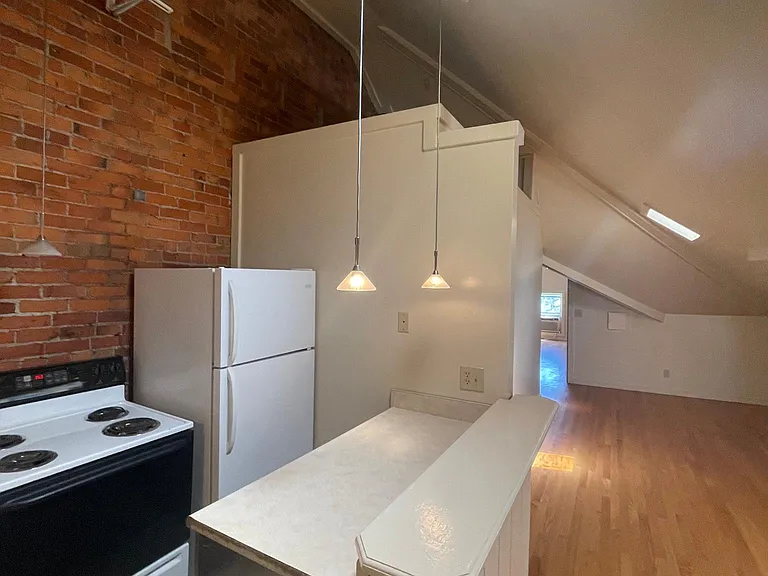 827 W Wayne St #3 — Photo 17