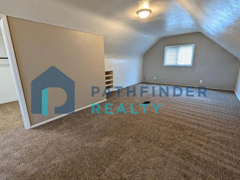 145 Waverly Ave — Photo 16