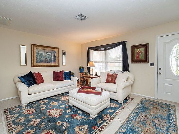 5th image of 5831 Whistlewood Cir