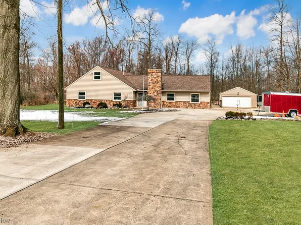 5875 Highland Rd, Highland Heights, OH 44143