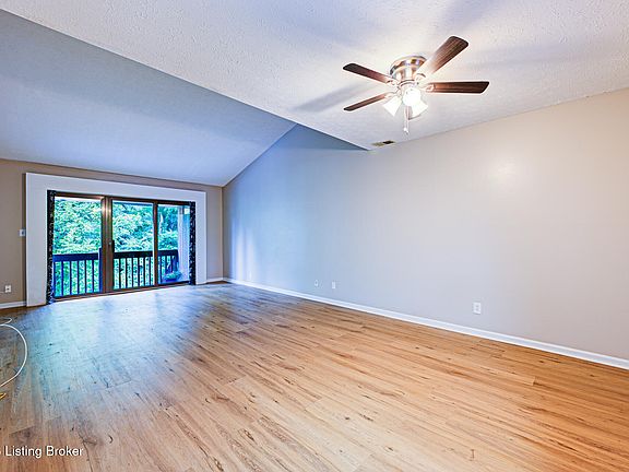 4th image of 9321 Loch Lea Ln #B