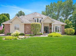 1309 Hackberry Ct, Libertyville, IL 60048
