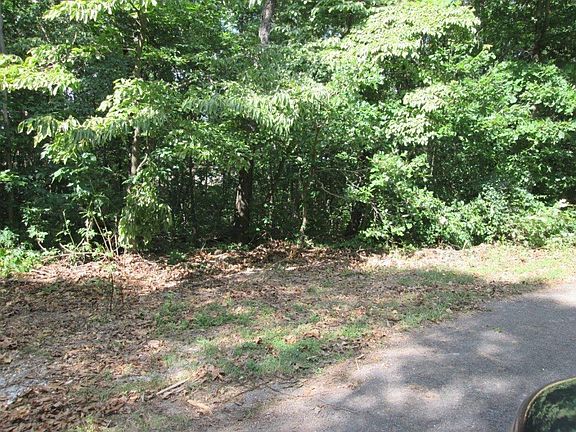 4th image of 37 Tiree Ln