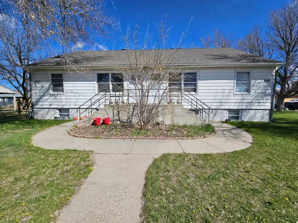 317 14th St S #2, Great Falls, MT 59405