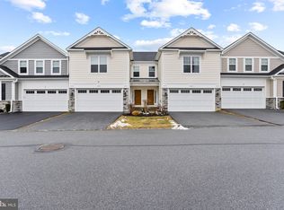 52 Hunters Ln, Glen Mills, PA 19342