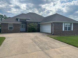 470 McKissic Spring Rd, Centerton, AR 72719