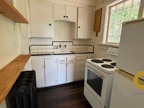 5th image of 1191 W 12th Ave #22
