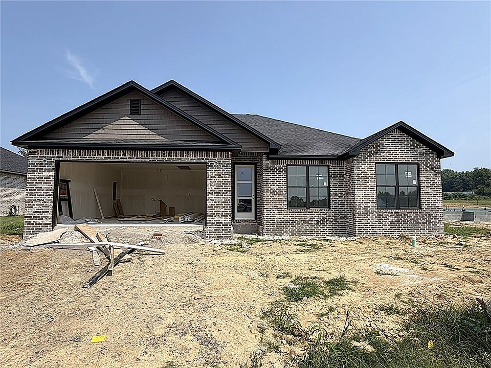 1st image of 1318 Big Oak Dr