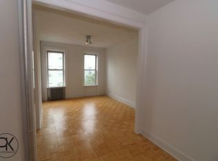 59 Newell St APT 3R, Brooklyn, NY 11222