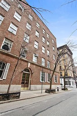 Rented by Corcoran | media 5