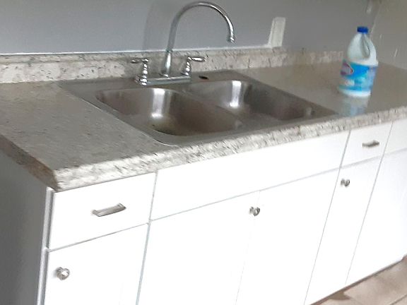 2nd image of 33730 Crestwood Ave #B