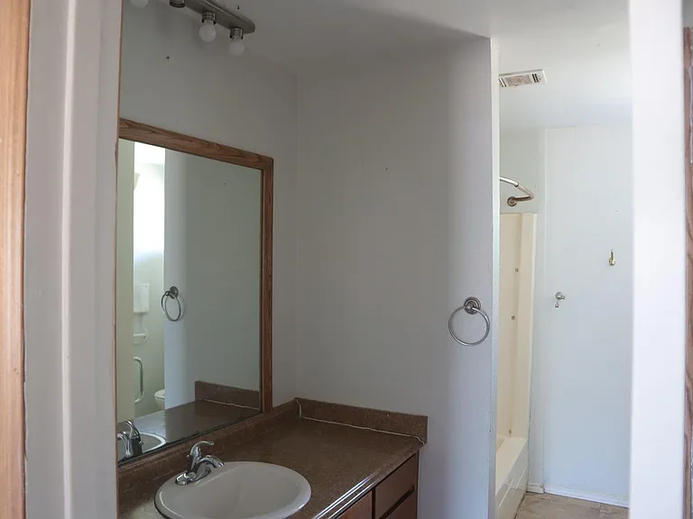 851 Aspen Ln — Photo 8