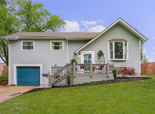 1717 W Ferrel Dr, Olathe, KS 66061