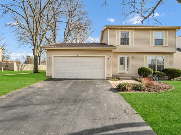 842 Pin Oak Cir, Cary, IL 60013
