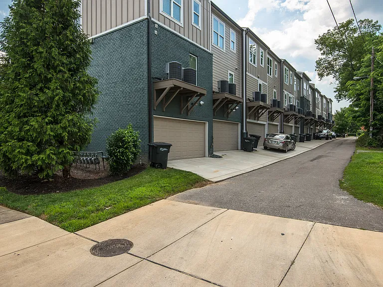 1815 Ridley Blvd #6 — Photo 26