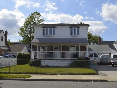 96 Ruby St, Elmont, NY, 11003
