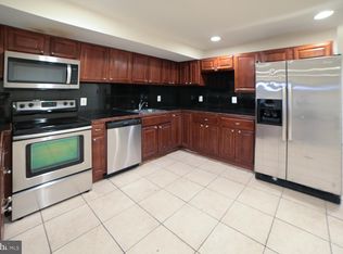 1834 N 16th St #1, Philadelphia, PA 19121