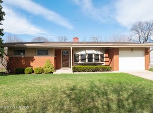 7210 Palma Ln, Morton Grove, IL 60053