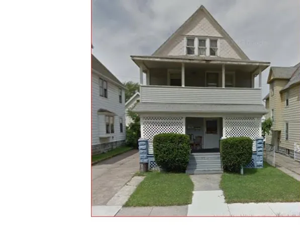 1350 W 61st St, Cleveland, OH 44102