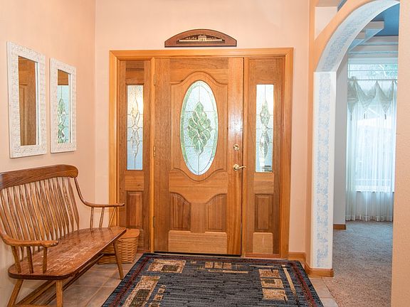 5th image of 616 165th Ave SE