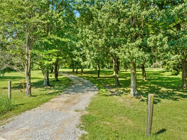 15273 Russell Rd #128, Siloam Springs, AR 72761