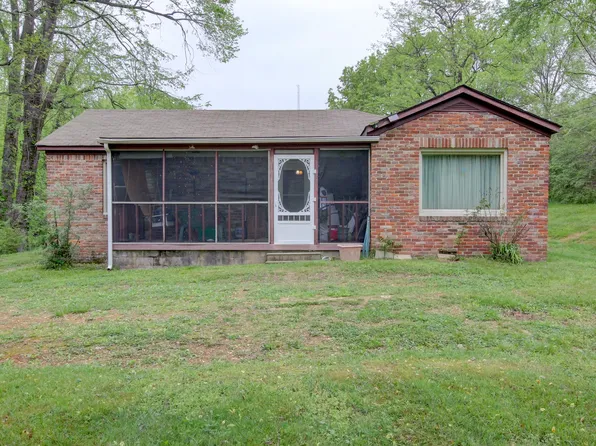 1179 Highway 13, Cunningham, TN 37052