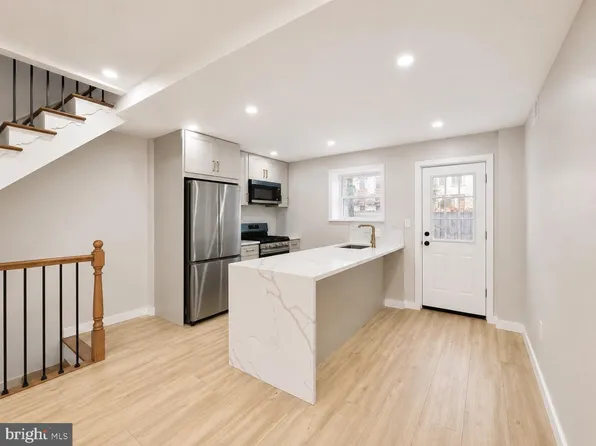 2251 S Hicks St, Philadelphia, PA 19145