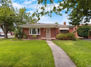 5945 Amboy St, Dearborn Heights, MI 48127
