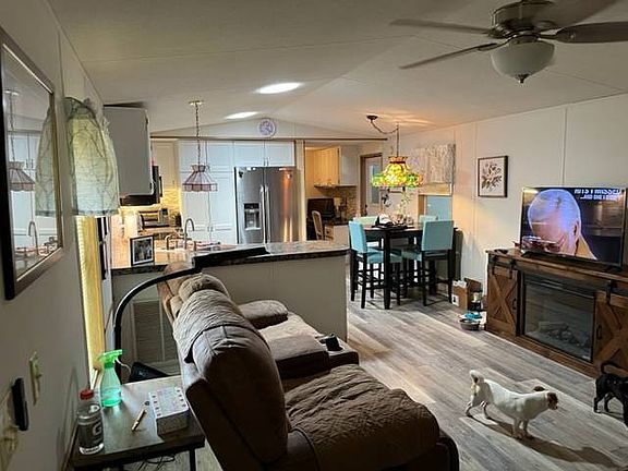 5th image of 900 Aqua Isles Blvd #E-14