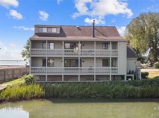 18 Ivy Home Rd, Hampton, VA 23669