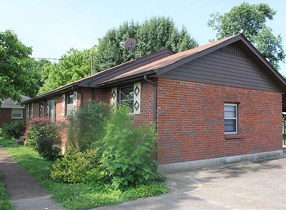 2nd image of 2913 Sunset Dr