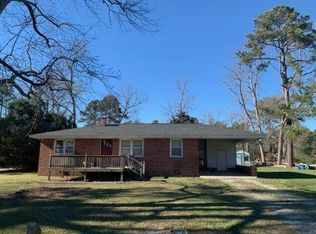 406 Vance St, Bayboro, NC 28515