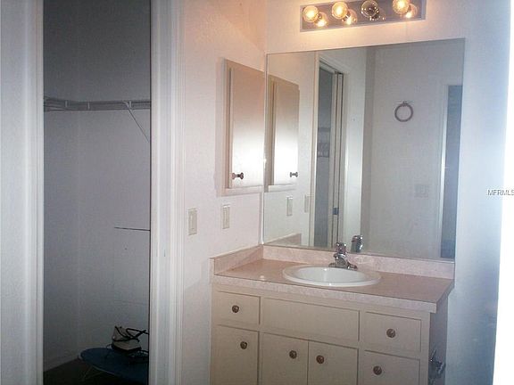 4th image of 4401 Heyward St