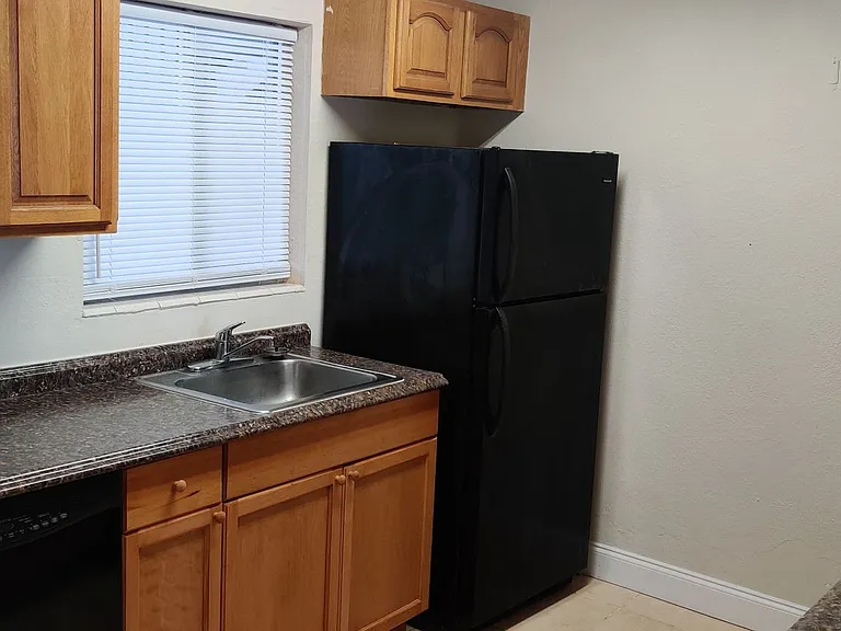 900 S Peninsula Dr #113 — Photo 27