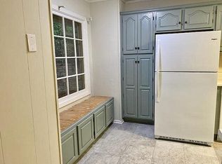 3801 Sharon Ln, Bessemer, AL 35023