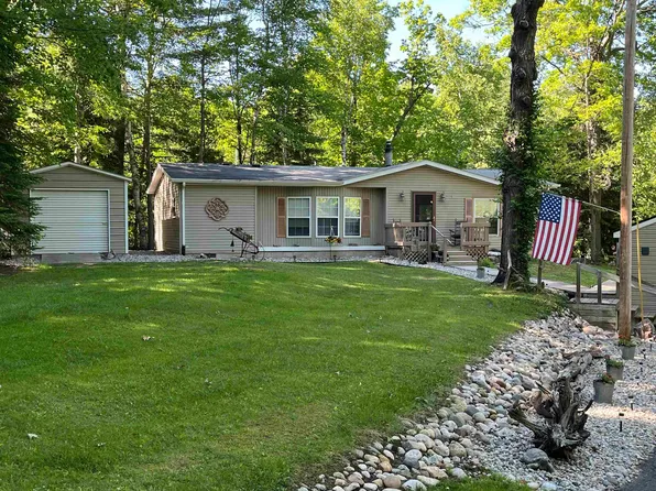 5116 Evergreen St, Alger, MI 48610