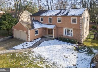 112 Green Vale Rd, Cherry Hill, NJ 08034