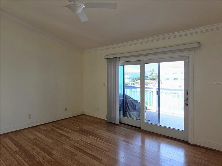 11820 Capri Cir S — Photo 22
