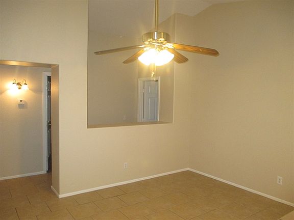 3rd image of 3056 W Lone Cactus Dr