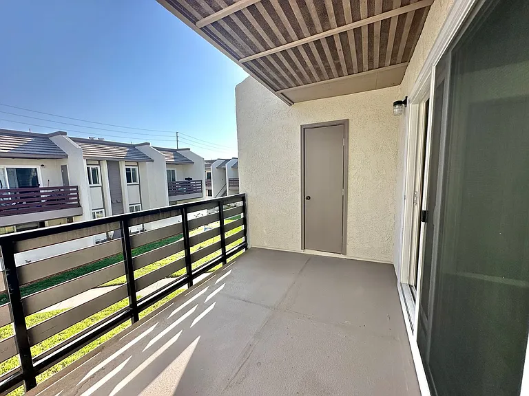 Bolsa Gardens Apartment Homes — Photo 28