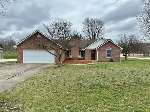 4830 Leslie Ct, Terre Haute, IN 47802