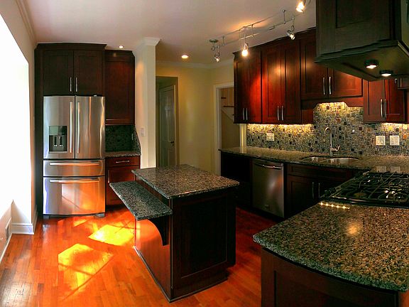 2nd image of 3709 NE Garden Dr