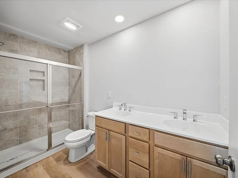 505 Freeman St — Photo 16