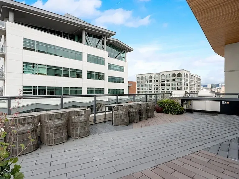 Channel House — Photo 38