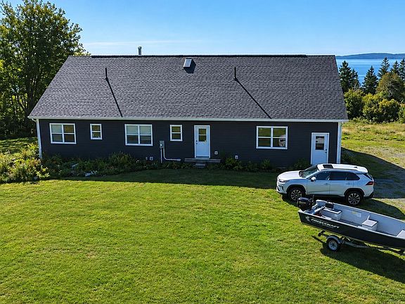 2nd image of 2285 Port Malcolm Rd