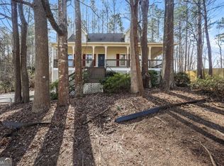 380 Oak Landing Cir, Douglasville, GA 30134